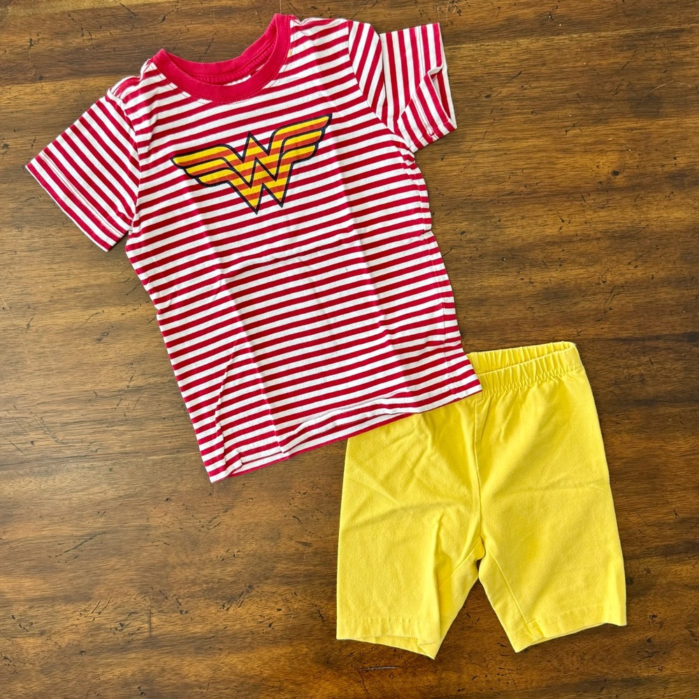 Hanna Andersson Wonder Woman Tee Play Set Size 4 or 100
